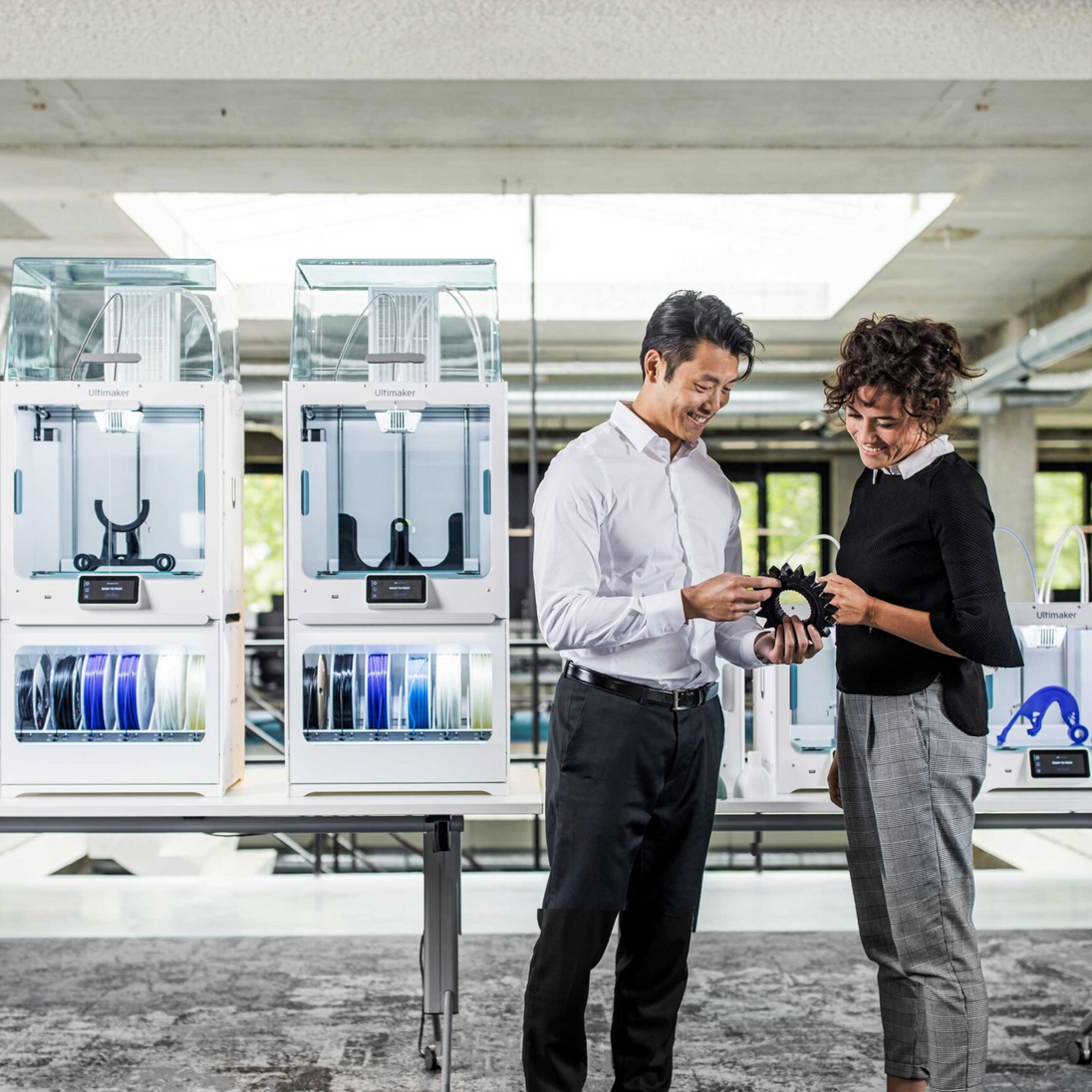 UltiMaker S5 Pro Bundle full stack with Material Station and Air Manager in a studio